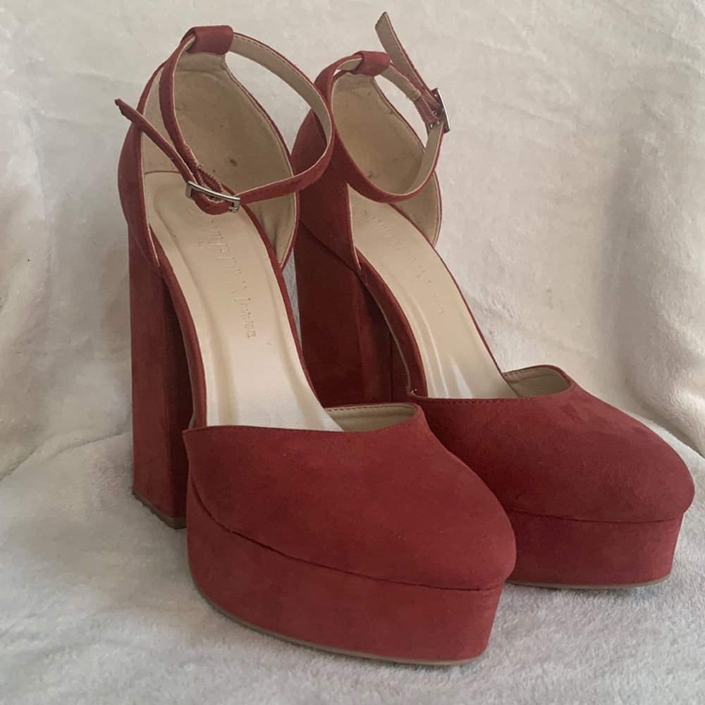 Wild Diva Platform Rose Heels